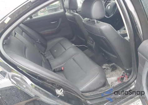 2011 BMW 328I xDrive z USA, uszkodzony, nr VIN WBAPK7C56BA818125